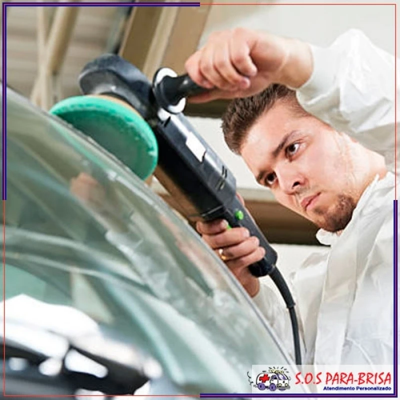 polimento em vidro para-brisa